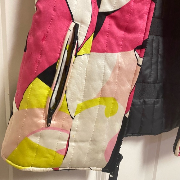 Silk Printed Vest - Picture 5 of 7